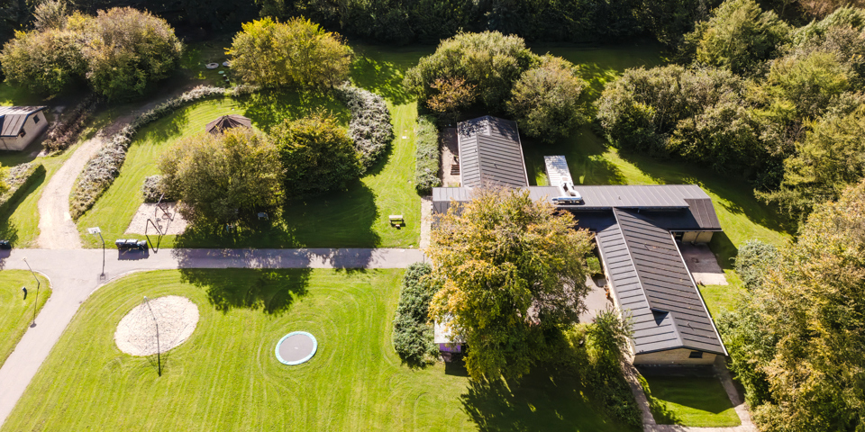 Børne- og Ungehusene Udby set fra luften